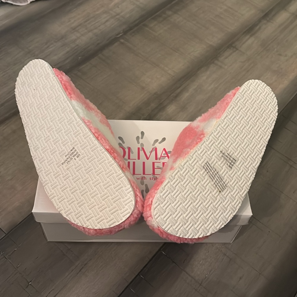 Never Worn - Pink Camo Slippers